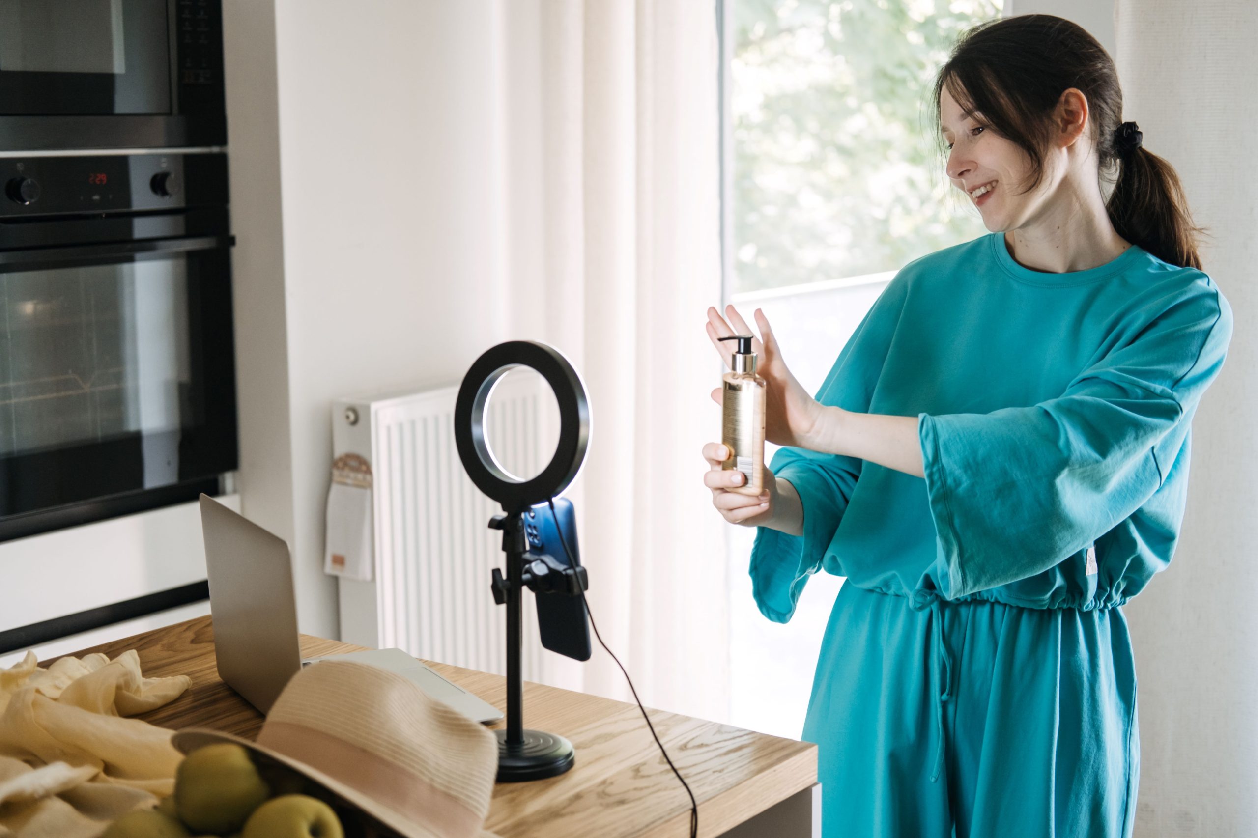 maximizing micro-influencer success with AI 2025